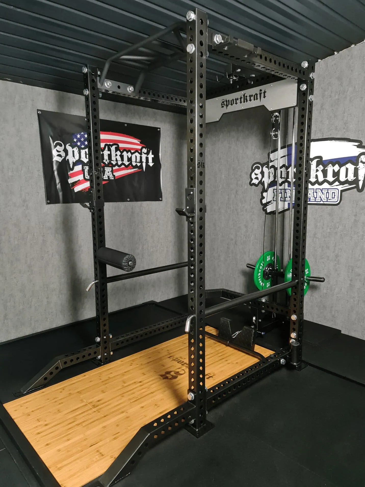 Premium power rack ylä- ja alataljalla tehokkaaseen kuntosaliharjoitteluun.