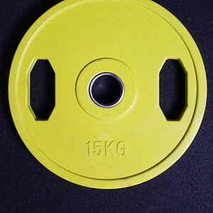 Keltainen 15 kg Sportkraft kumipäällysteinen levypaino, ergonomisilla kahvoilla ja metallisella keskiöllä.