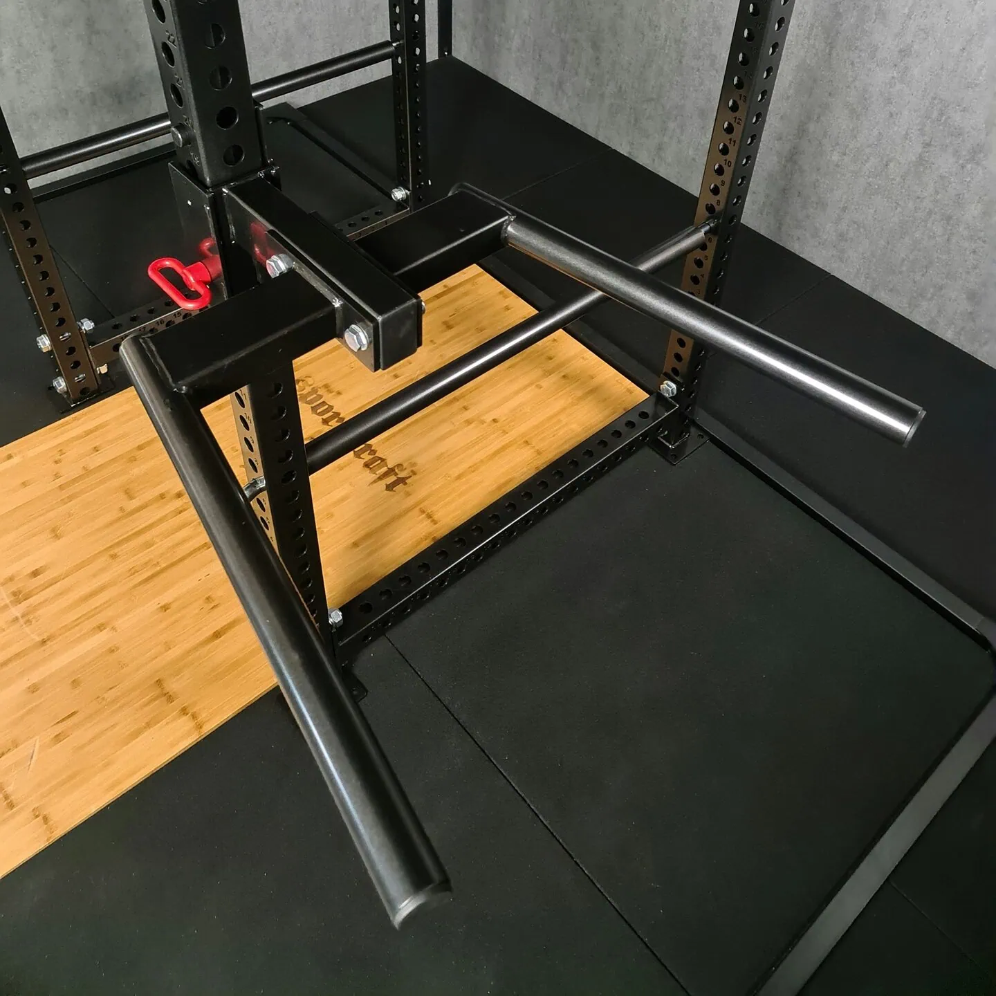 SportKraft power rack dippiteline, 2 kokoa