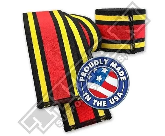 Mustat, punaiset ja keltaiset Titan Signature Gold polvisiteet, valmistettu USA:ssa voimaharjoitteluun.