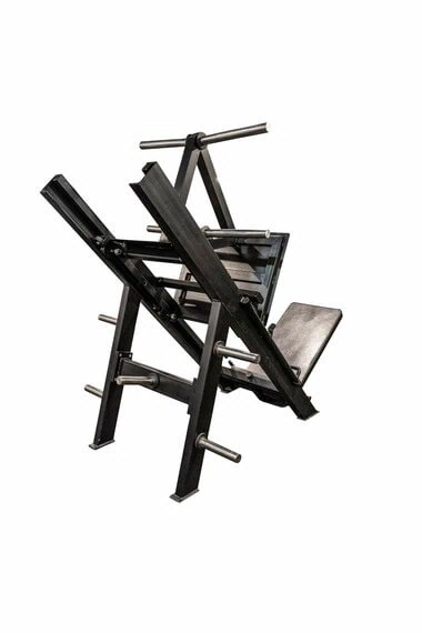 Voimaharjoittelulaitteisto, jalaprässi.