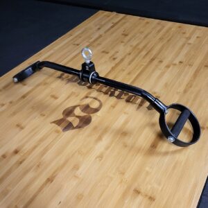 Ergonominen musta lapiokahva ylävartalon voimaharjoitteluun, 76 cm metallinen kahva.