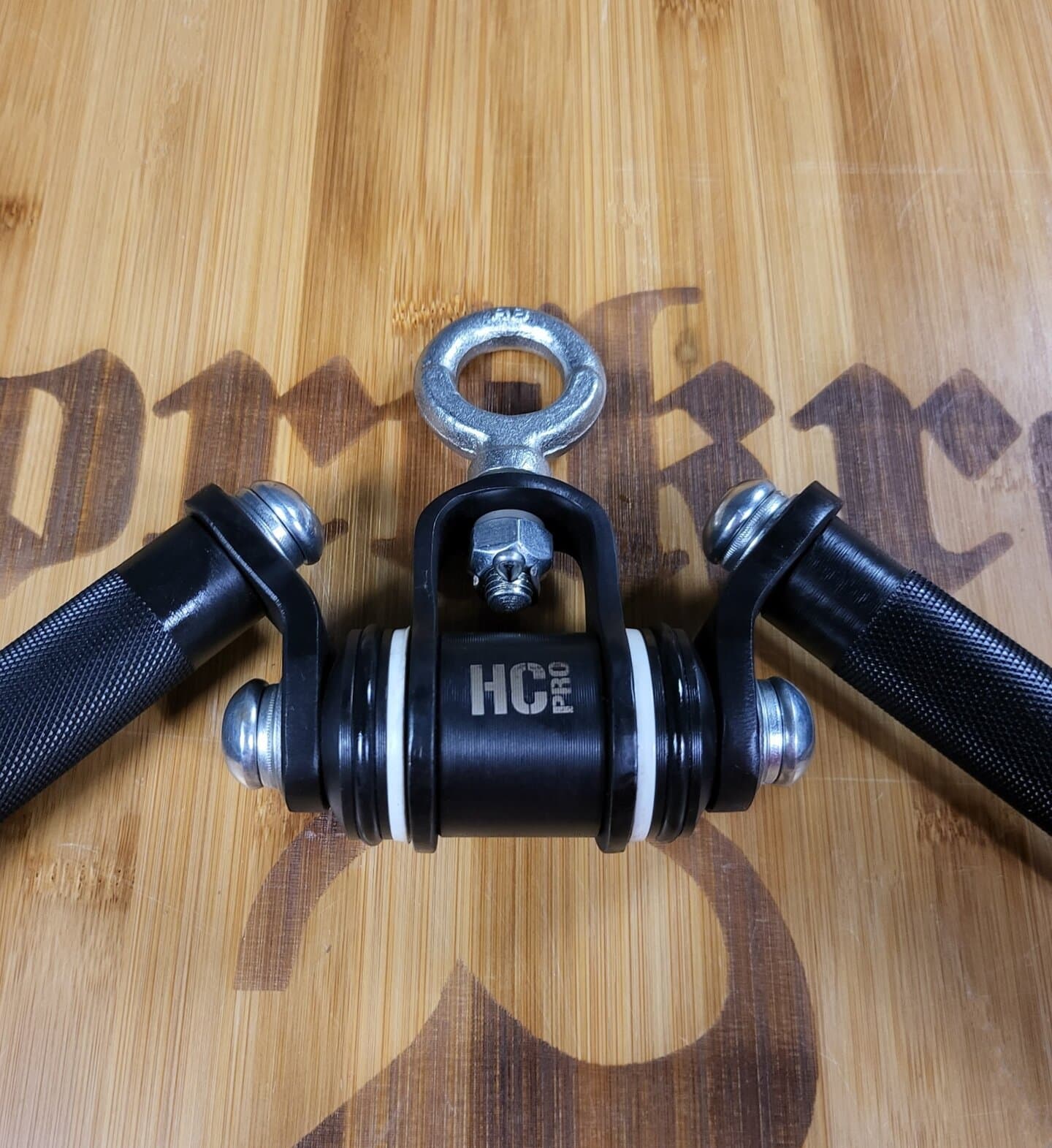 Deluxe Ojentaja ja hauiskahva, V kahva