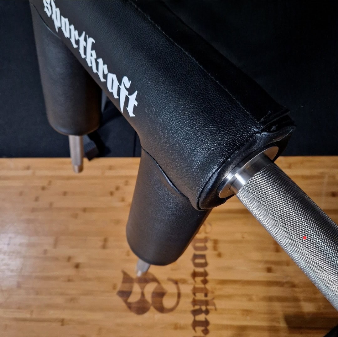 SportKraft Extreme SSB -tanko voimaharjoitteluun kuntosalilla.