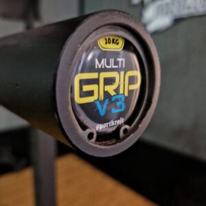 SportKraft Multigrip Voimaharjoittelutanko V3 kuntosalitreeniin ja ylävartalon vahvistamiseen.