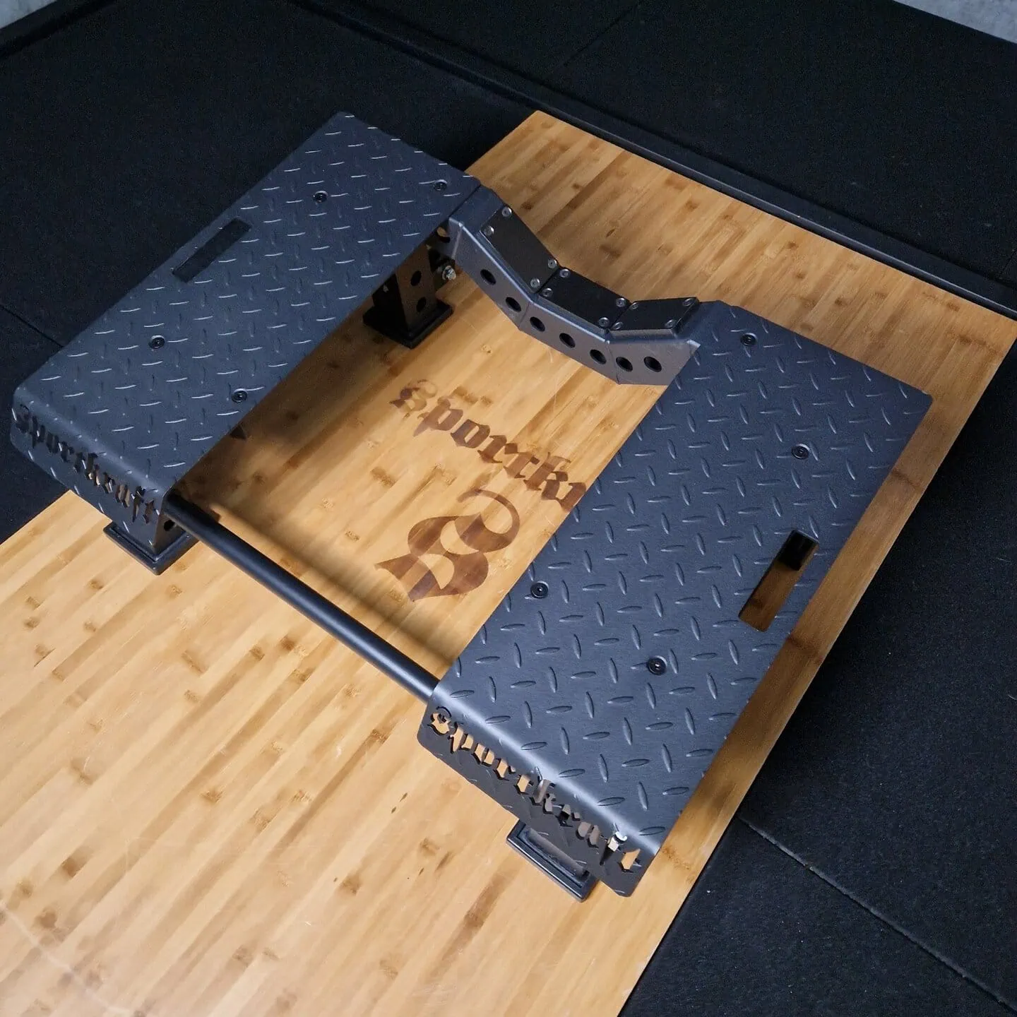 SportKraft T-kulmasoutualusta