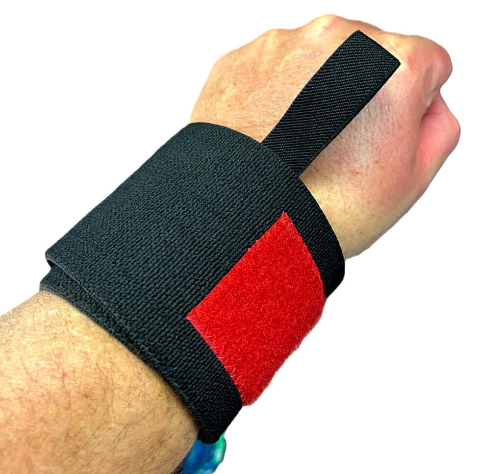 Sportkraft - Salimarkku Oy 48 Musta urheilurannetuki punaisella yksityiskohdalla, tukeva ja joustava suoja treeniin.